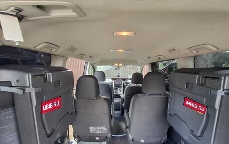 Toyota Noah III, 2010 год, 1 500 000 рублей, 14 фотография