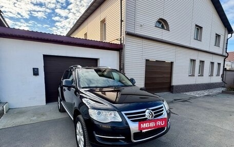 Volkswagen Touareg III, 2008 год, 1 030 000 рублей, 2 фотография