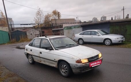 Opel Astra F, 1993 год, 69 000 рублей, 2 фотография