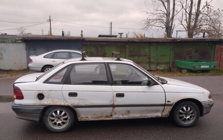 Opel Astra F, 1993 год, 69 000 рублей, 3 фотография