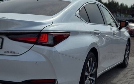 Lexus ES VII, 2020 год, 3 490 000 рублей, 3 фотография