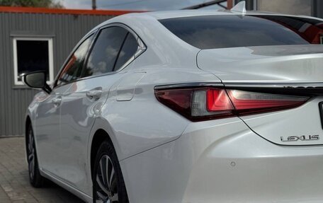 Lexus ES VII, 2020 год, 3 490 000 рублей, 13 фотография