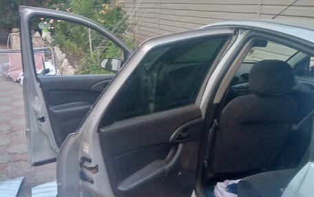 Ford Focus IV, 2002 год, 260 000 рублей, 3 фотография