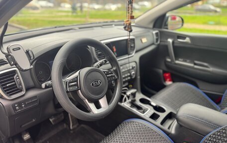 KIA Sportage IV рестайлинг, 2020 год, 2 700 000 рублей, 16 фотография
