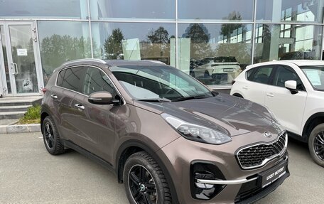 KIA Sportage IV рестайлинг, 2019 год, 2 400 000 рублей, 4 фотография