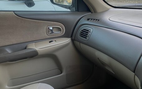 Mazda Familia, 2001 год, 290 000 рублей, 12 фотография