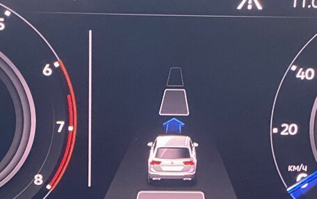 Volkswagen Tiguan II, 2019 год, 2 599 000 рублей, 16 фотография