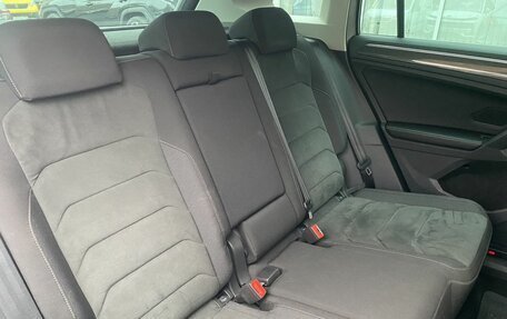 Volkswagen Tiguan II, 2019 год, 2 599 000 рублей, 11 фотография