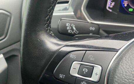 Volkswagen Tiguan II, 2019 год, 2 599 000 рублей, 30 фотография