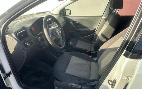 Volkswagen Polo VI (EU Market), 2012 год, 585 000 рублей, 11 фотография