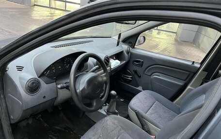 Renault Logan I, 2006 год, 200 000 рублей, 6 фотография