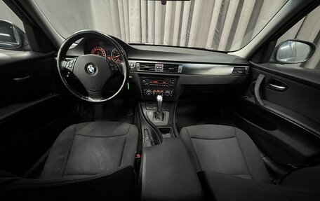 BMW 3 серия, 2011 год, 849 777 рублей, 17 фотография