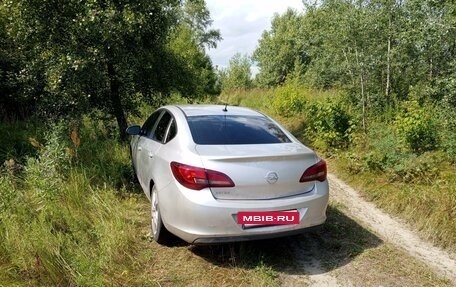 Opel Astra J, 2013 год, 799 000 рублей, 3 фотография