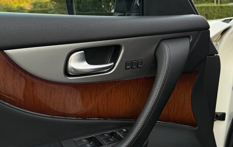 Infiniti QX70, 2014 год, 1 350 000 рублей, 12 фотография