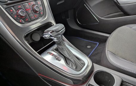 Opel Astra J, 2011 год, 770 000 рублей, 13 фотография