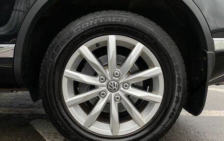 Volkswagen Touareg III, 2015 год, 3 195 000 рублей, 9 фотография