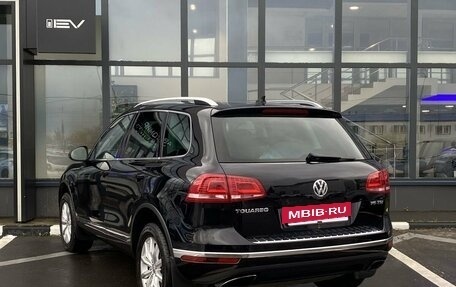 Volkswagen Touareg III, 2015 год, 3 195 000 рублей, 8 фотография