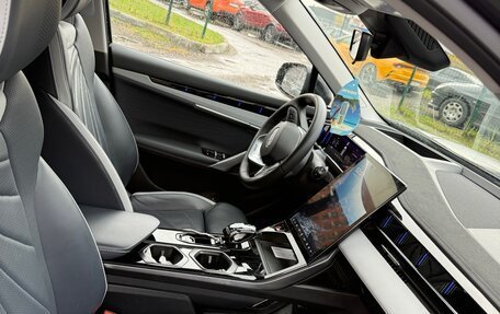 Geely Atlas, 2024 год, 2 800 000 рублей, 6 фотография