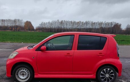 Toyota Passo III, 2004 год, 390 000 рублей, 2 фотография