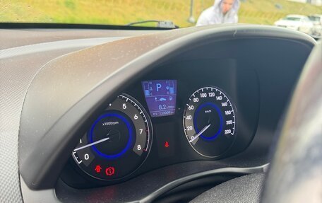 Hyundai Solaris II рестайлинг, 2014 год, 900 000 рублей, 9 фотография