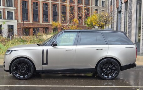 Land Rover Range Rover IV рестайлинг, 2022 год, 18 500 000 рублей, 2 фотография