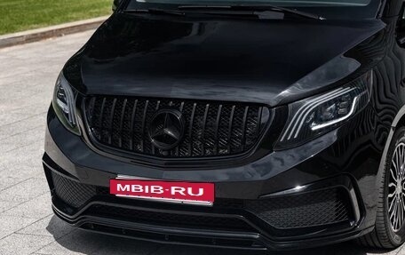 Mercedes-Benz V-Класс, 2021 год, 7 400 000 рублей, 3 фотография