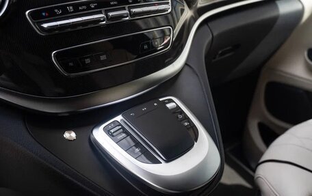 Mercedes-Benz V-Класс, 2021 год, 7 400 000 рублей, 12 фотография