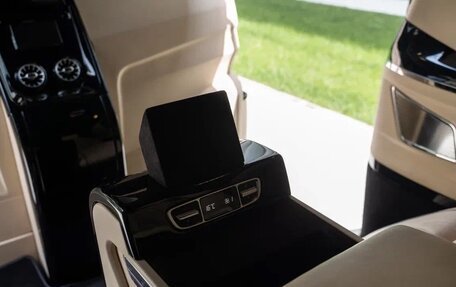 Mercedes-Benz V-Класс, 2021 год, 7 400 000 рублей, 15 фотография