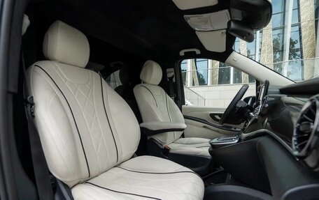 Mercedes-Benz V-Класс, 2021 год, 7 400 000 рублей, 30 фотография