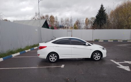 Hyundai Solaris II рестайлинг, 2013 год, 600 000 рублей, 2 фотография