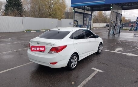 Hyundai Solaris II рестайлинг, 2013 год, 600 000 рублей, 3 фотография