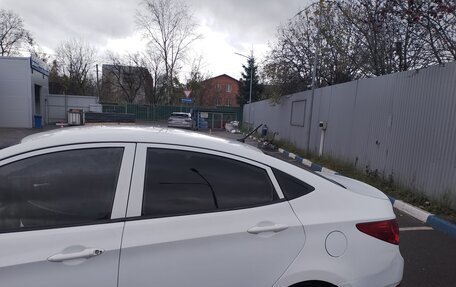 Hyundai Solaris II рестайлинг, 2013 год, 600 000 рублей, 10 фотография