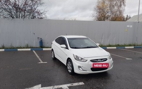 Hyundai Solaris II рестайлинг, 2013 год, 600 000 рублей, 6 фотография