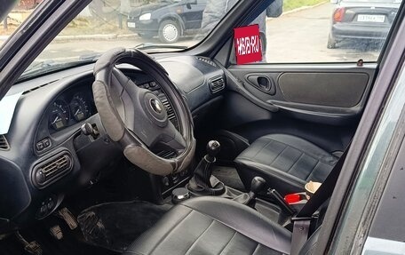 Chevrolet Niva I рестайлинг, 2018 год, 870 000 рублей, 5 фотография