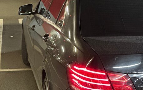 Mercedes-Benz E-Класс, 2013 год, 2 800 000 рублей, 1 фотография