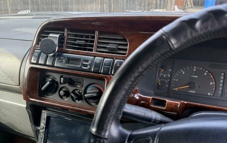 Isuzu Bighorn II, 1992 год, 799 000 рублей, 21 фотография