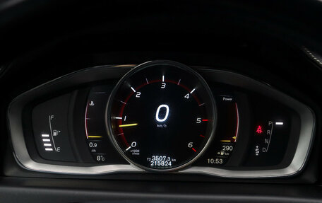 Volvo XC70 II рестайлинг, 2015 год, 1 900 000 рублей, 28 фотография