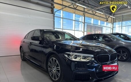 BMW 5 серия, 2019 год, 3 800 000 рублей, 3 фотография