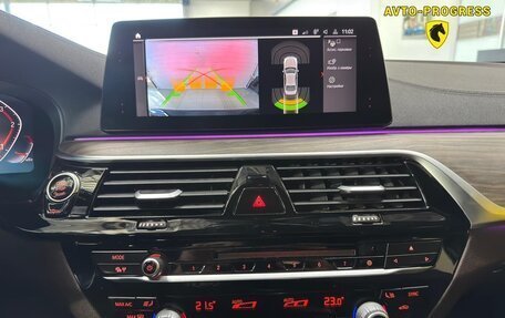BMW 5 серия, 2019 год, 3 800 000 рублей, 13 фотография