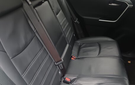 Toyota RAV4, 2021 год, 3 250 000 рублей, 6 фотография