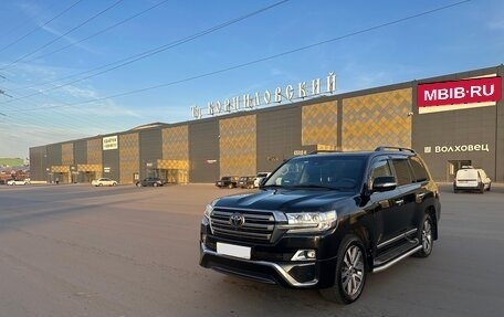 Toyota Land Cruiser 200, 2016 год, 5 450 000 рублей, 1 фотография