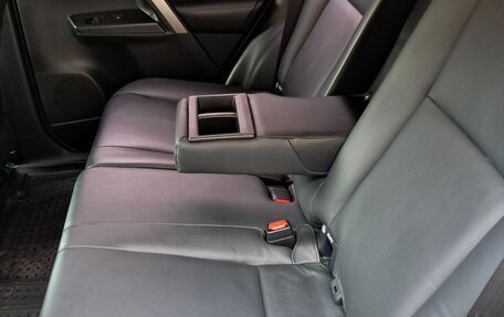 Toyota RAV4, 2016 год, 2 450 000 рублей, 14 фотография