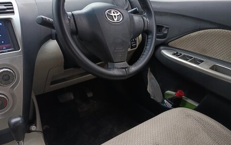 Toyota Belta, 2006 год, 450 000 рублей, 5 фотография