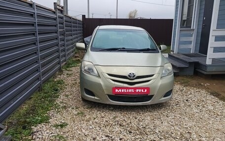 Toyota Belta, 2006 год, 450 000 рублей, 2 фотография