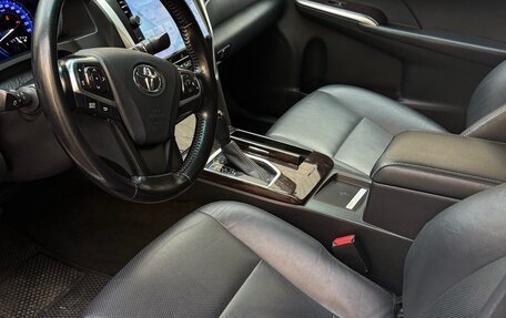 Toyota Camry, 2017 год, 2 600 000 рублей, 8 фотография
