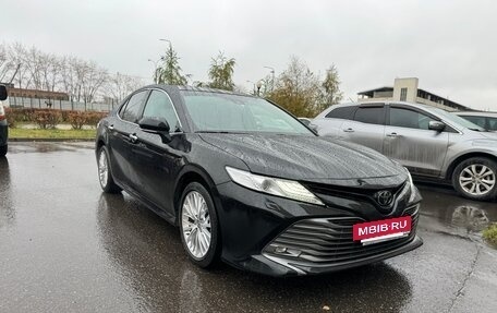 Toyota Camry, 2020 год, 2 550 000 рублей, 2 фотография