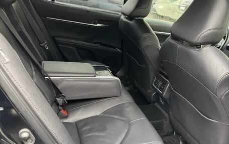 Toyota Camry, 2020 год, 2 550 000 рублей, 13 фотография