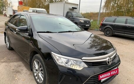 Toyota Camry, 2016 год, 1 380 000 рублей, 3 фотография
