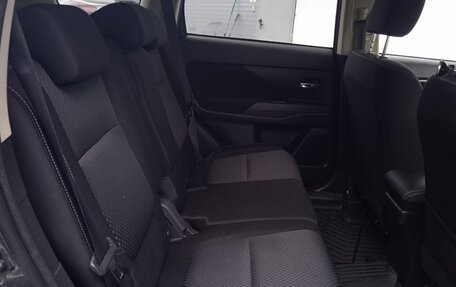 Mitsubishi Outlander III рестайлинг 3, 2019 год, 1 675 000 рублей, 24 фотография