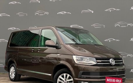Volkswagen Caravelle T6 рестайлинг, 2016 год, 3 547 800 рублей, 3 фотография